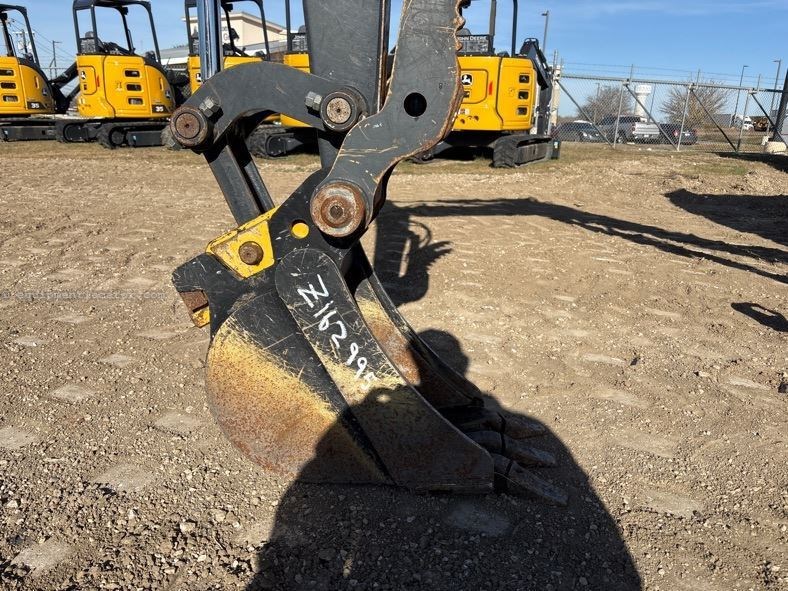 2023 John Deere 30G Image 10