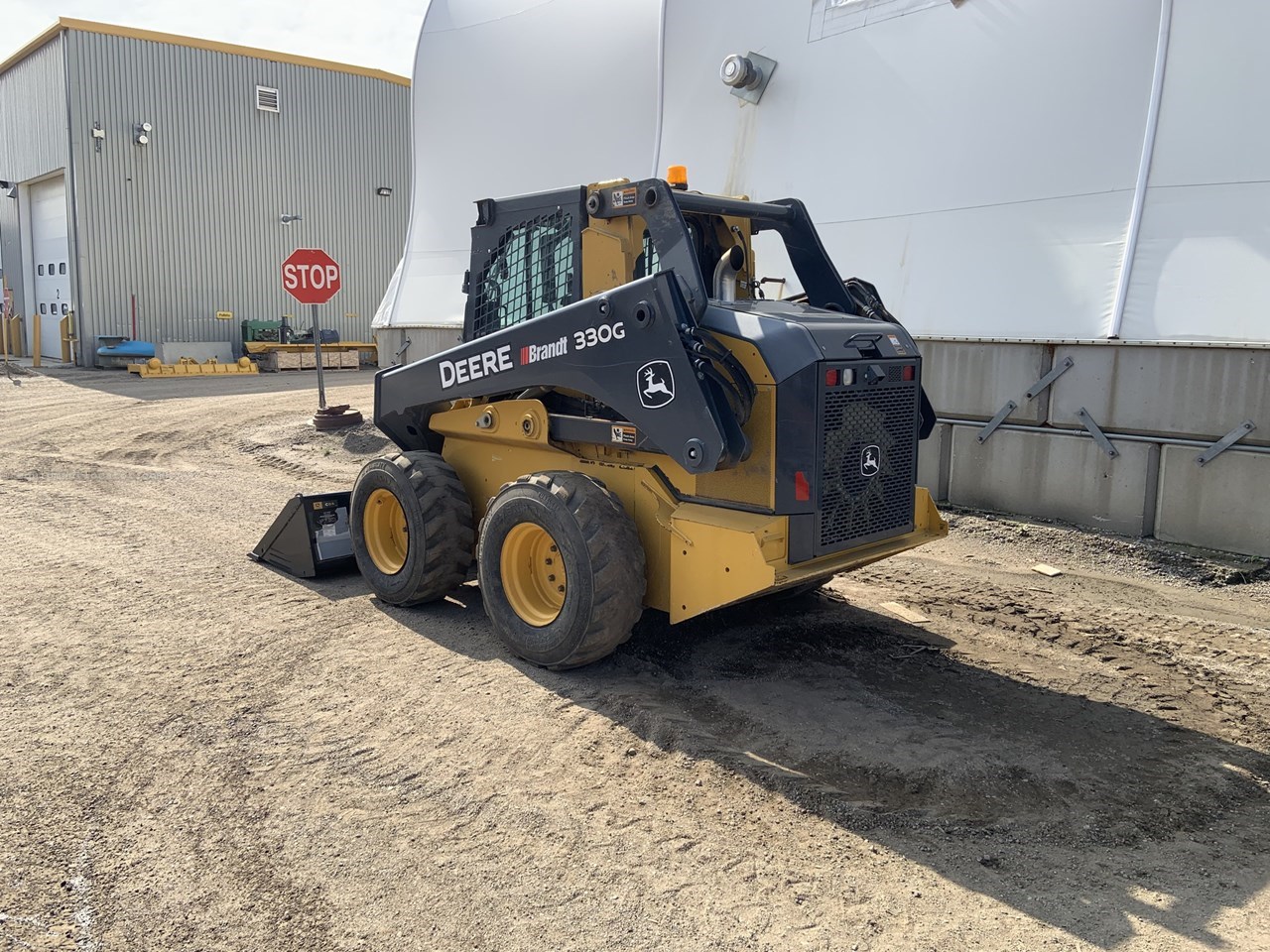 2018 John Deere 330G Image 4