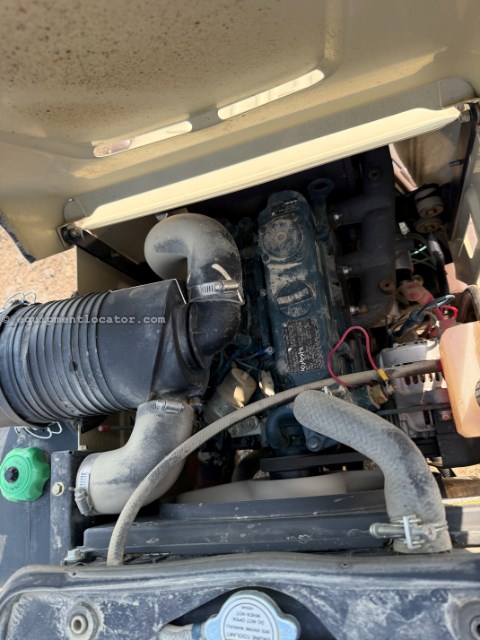 2021 Grasshopper 725D Image 10