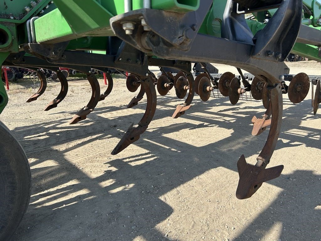 2015 John Deere 2730 Image 4