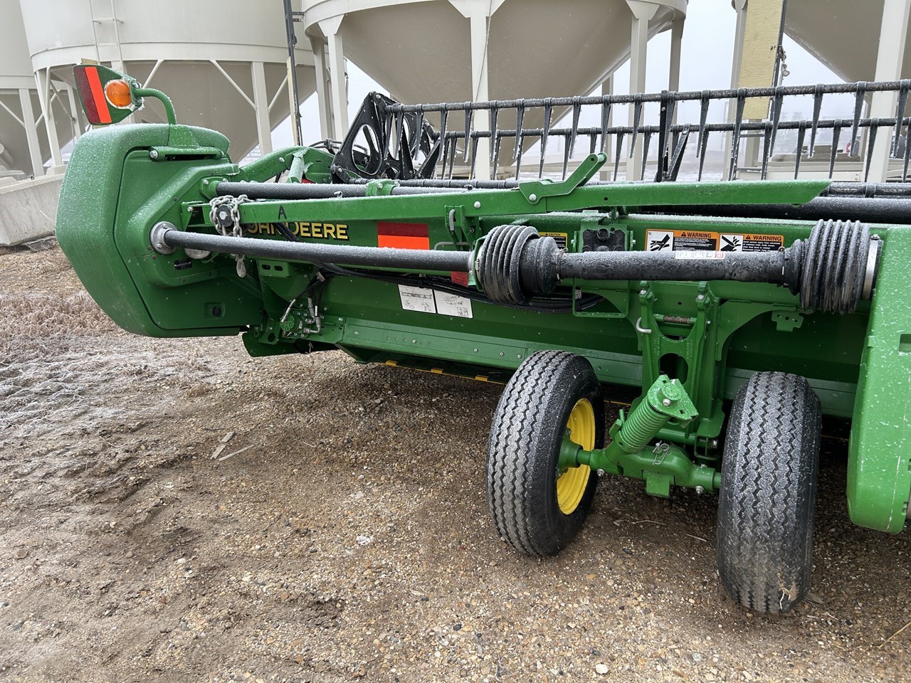 2020 John Deere 730D Image 10