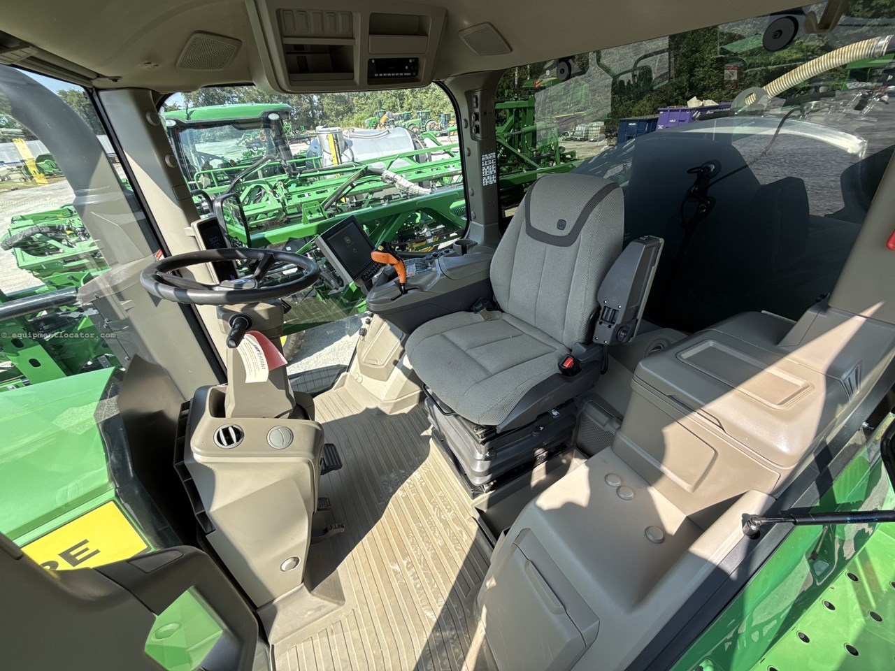 2022 John Deere 410R Image 3