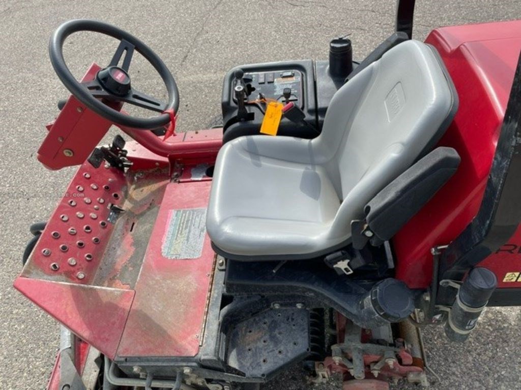 2013 Toro Reelmaster 3100-D Sidewinder Image 5