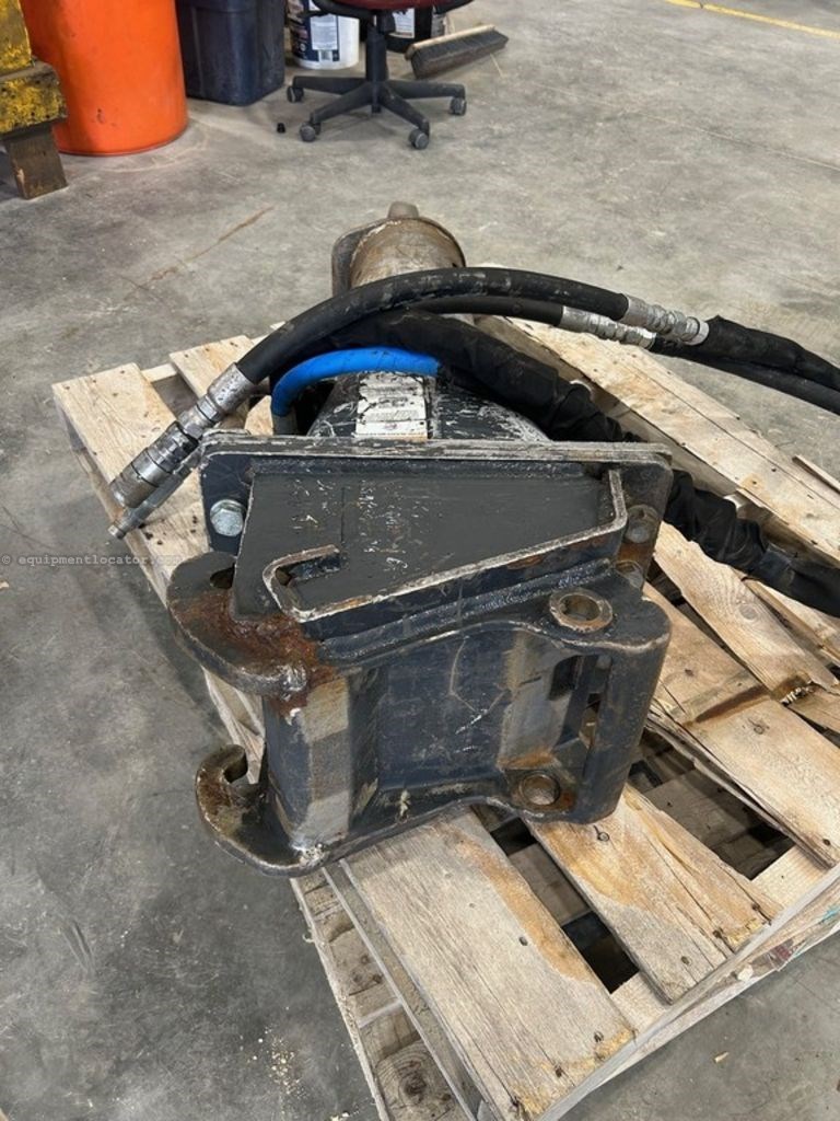 2017 Bobcat HB980 Image 4