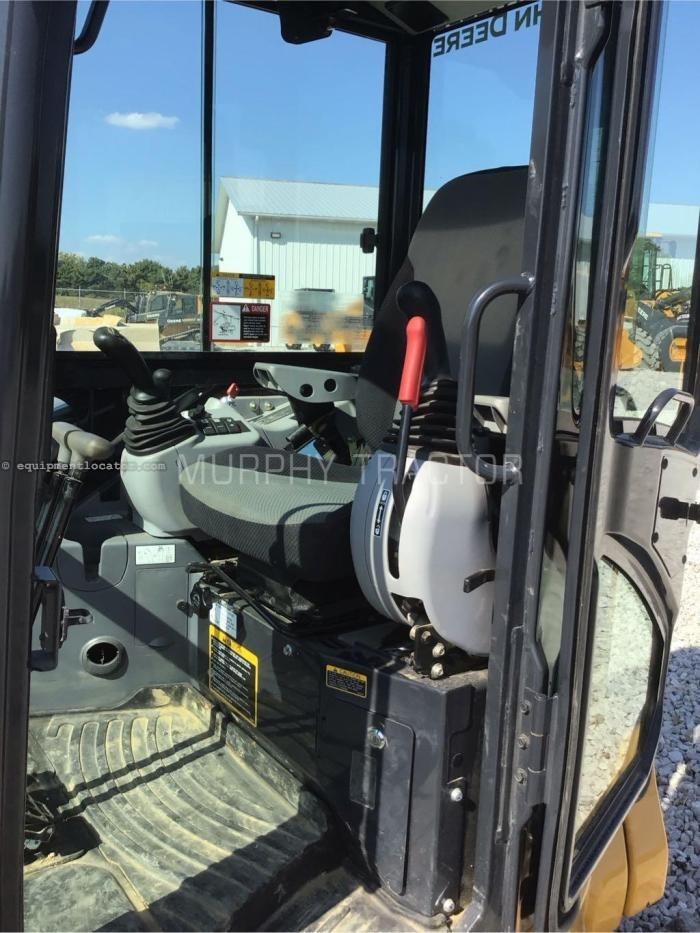 2024 John Deere 35 P Image 10