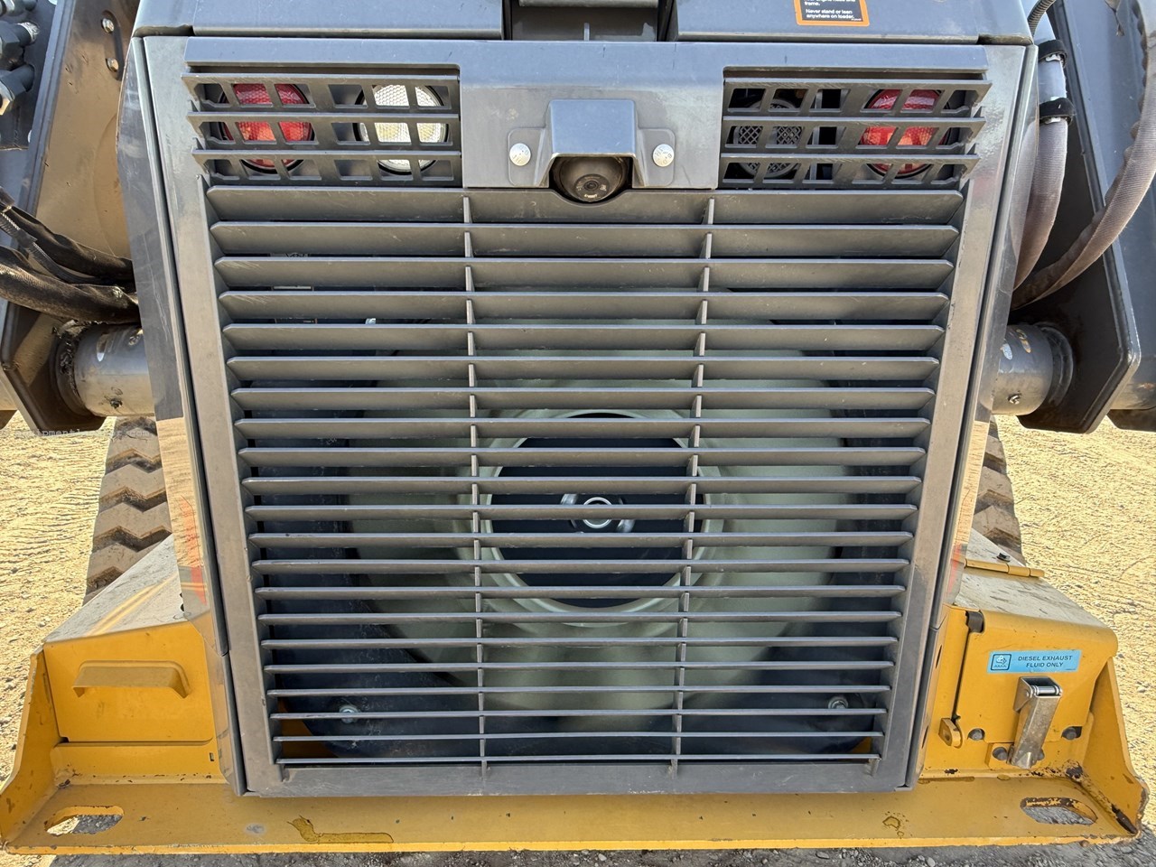 2020 John Deere 331G Image 10