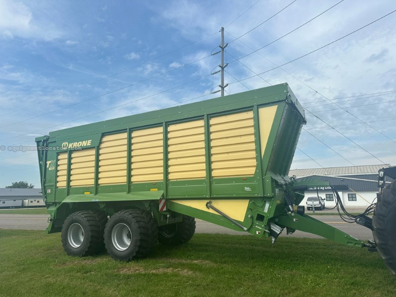 2025 Krone TX460 Image 2