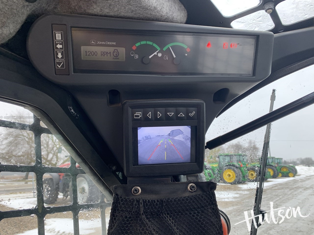 2024 John Deere 317G Image 10