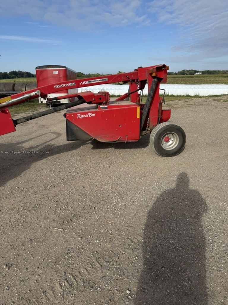 2013 Massey Ferguson 1363 Image 2