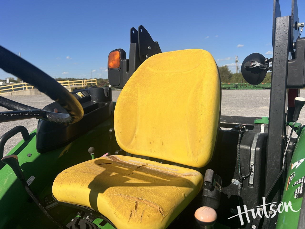 2022 John Deere 5045E Image 10