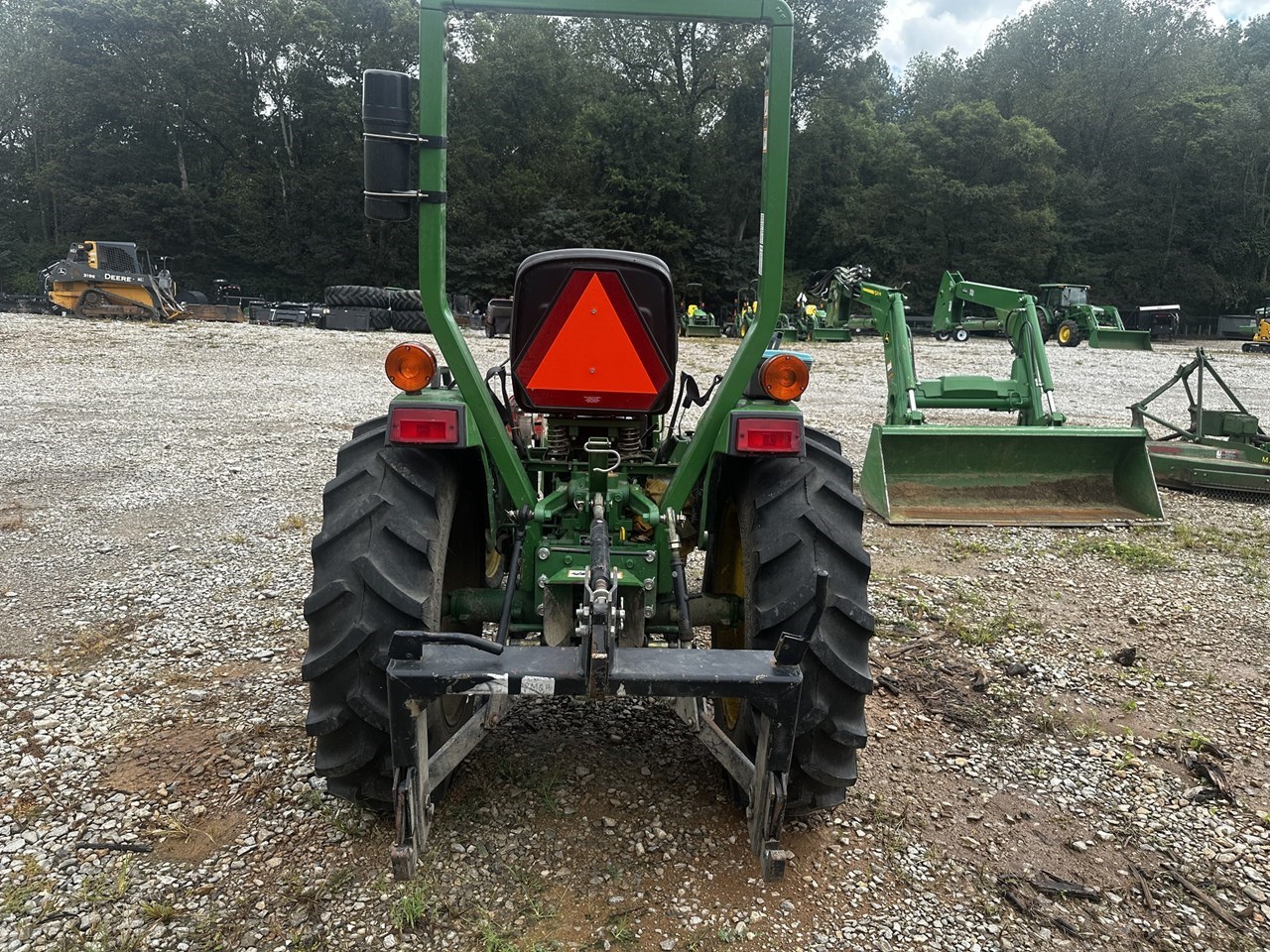 2009 John Deere 3005 Image 10