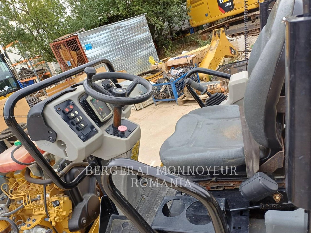 2020 Caterpillar CB2.7LRC Image 10