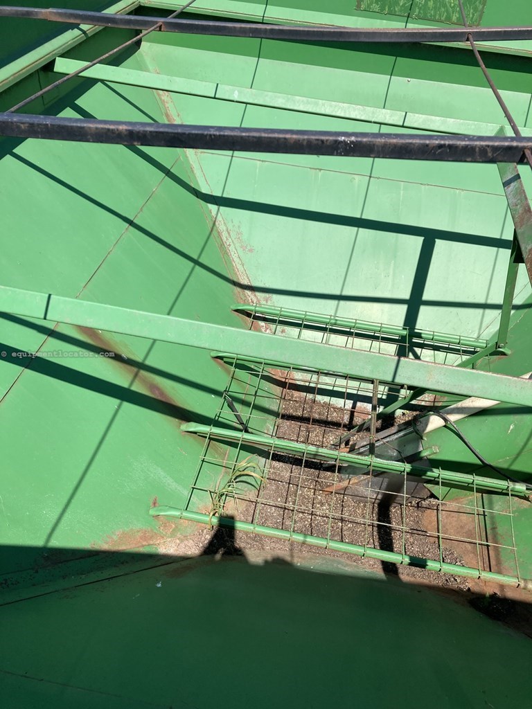 2014 E-Z Trail 710 Image 10