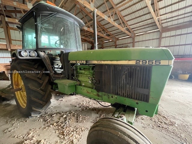 1990 John Deere 2955 Image 10