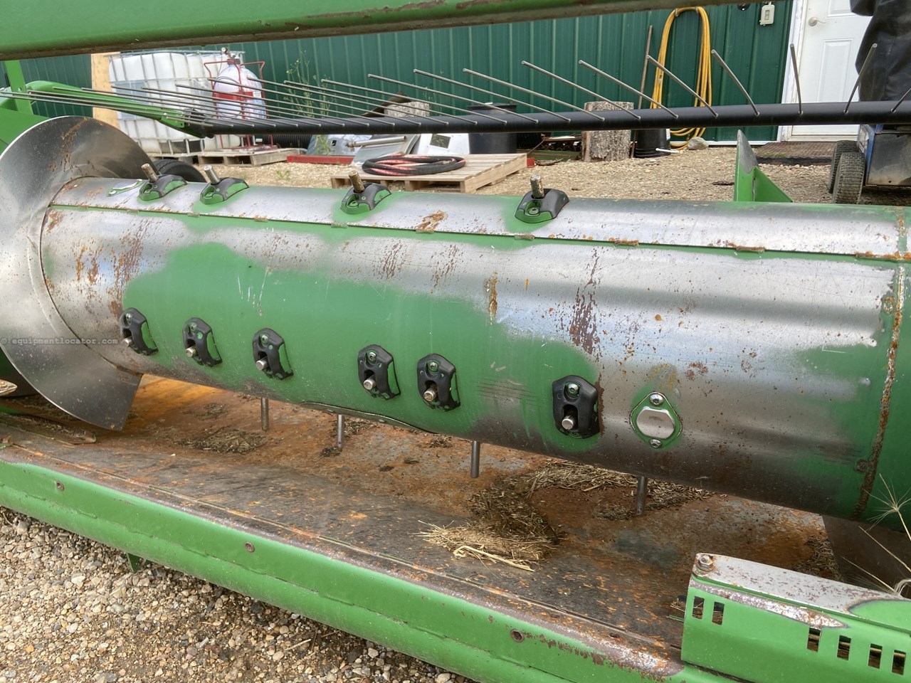 2014 John Deere 615P Image 10