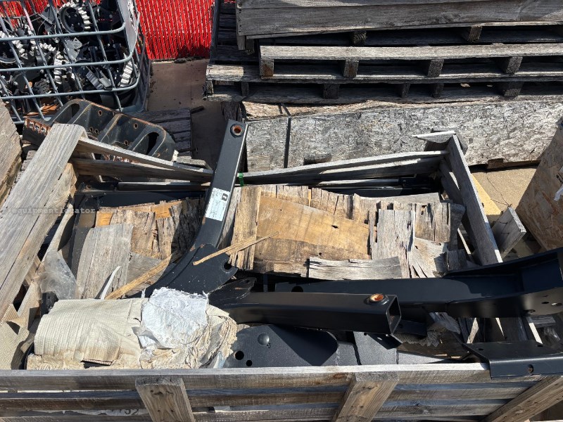 2024 IH 716983 Image 1