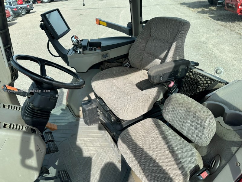2010 Case IH Magnum 190 Image 10