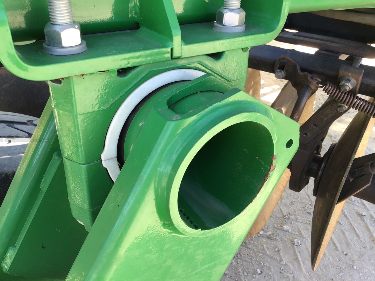 2021 John Deere 2635 Image 24