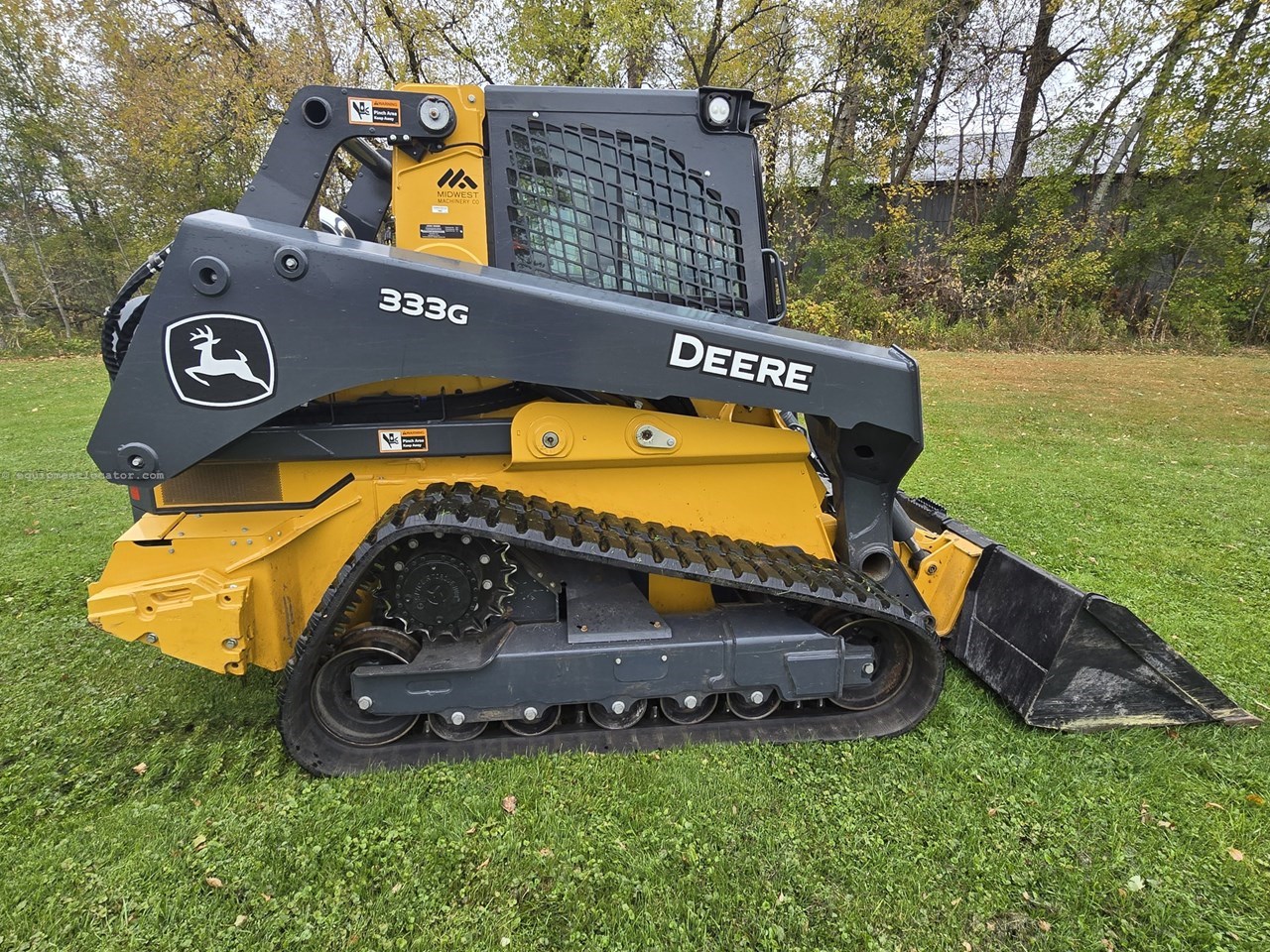 2024 John Deere 333G Image 10