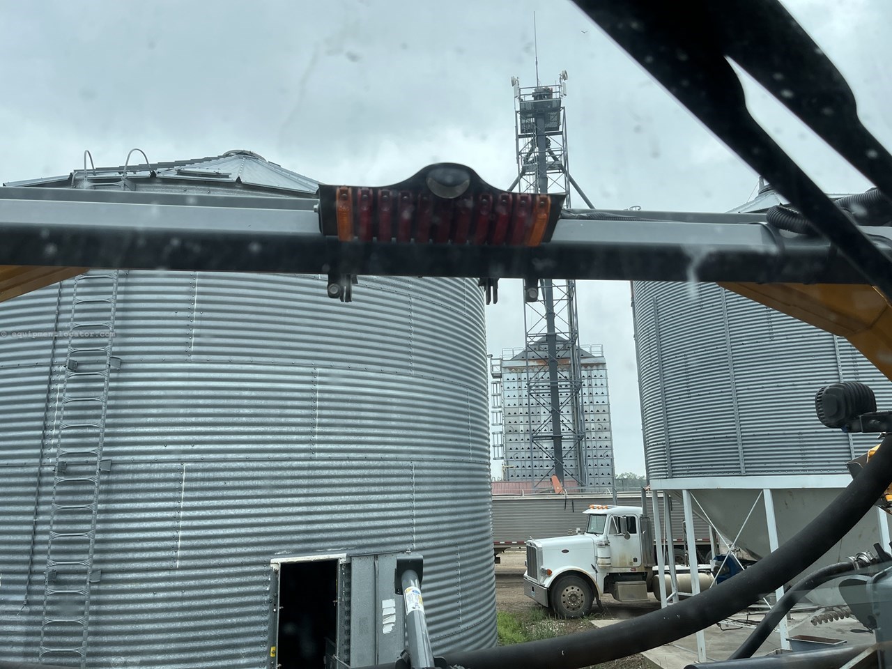 2017 Hagie STS16 Image 32