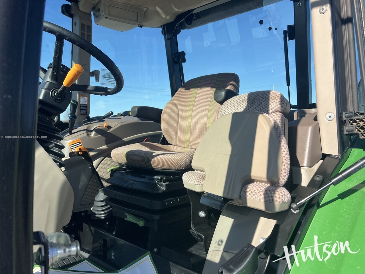 2023 John Deere 6120E Image 10