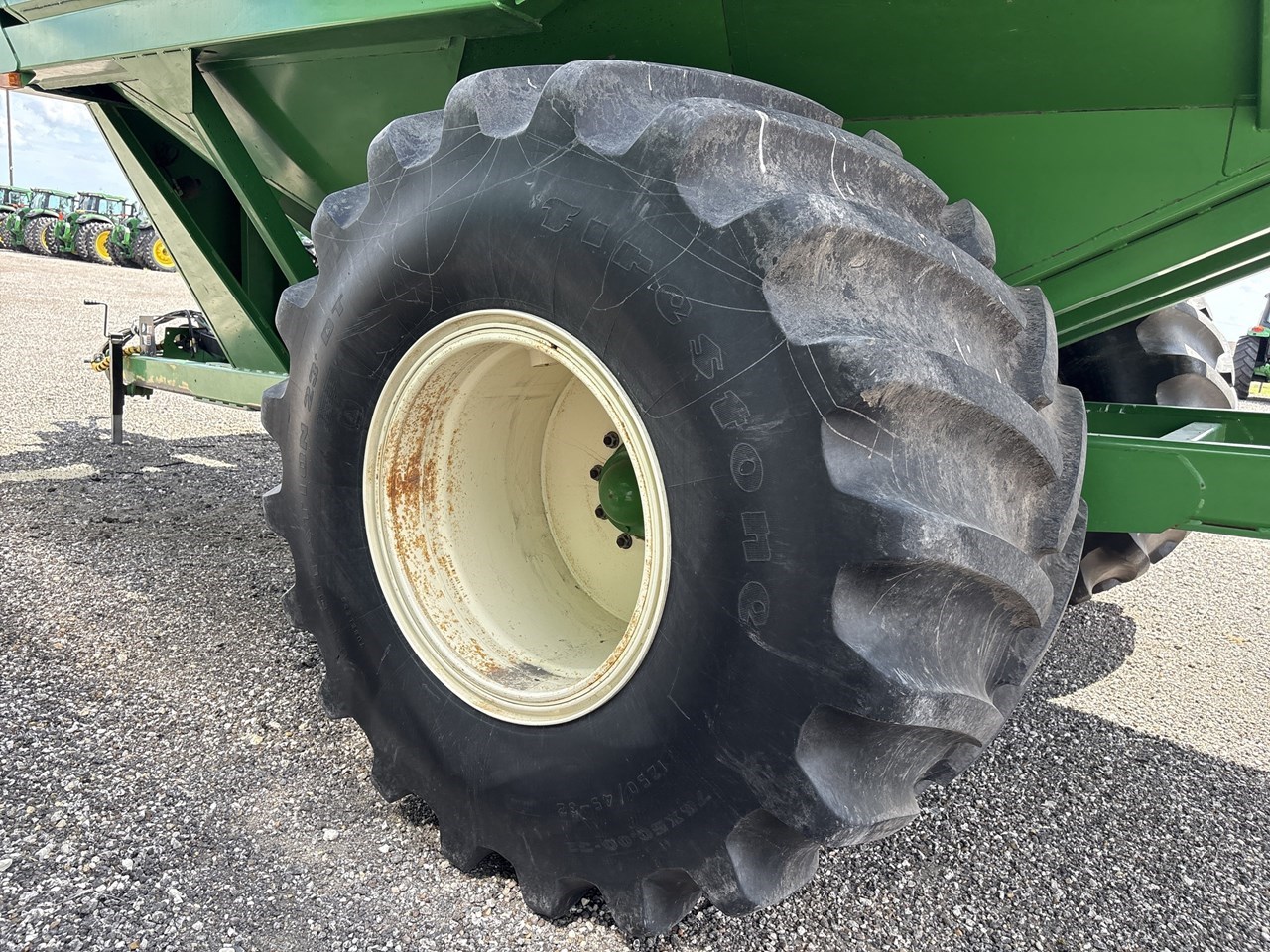 2014 Unverferth 1315 Image 10