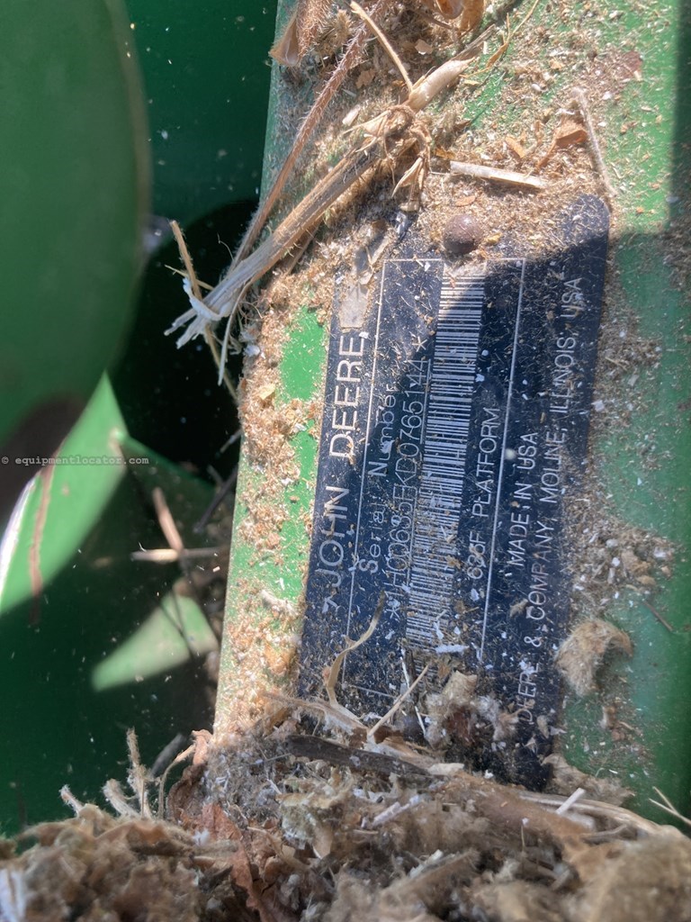 2013 John Deere 635F Image 10