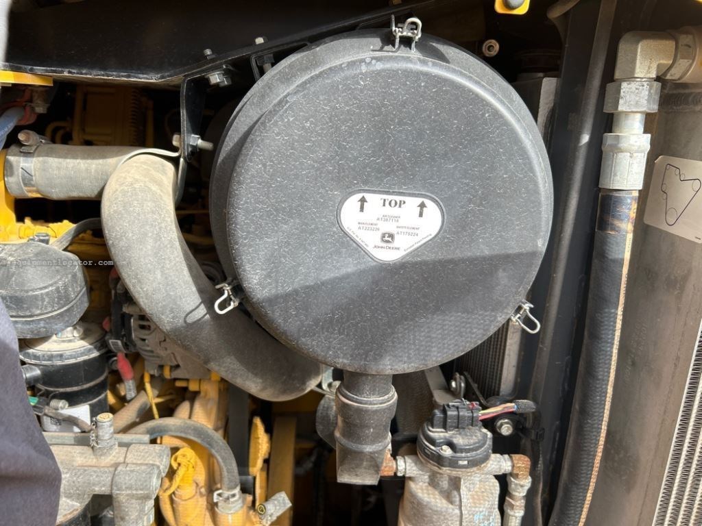 2022 John Deere 755K Image 31