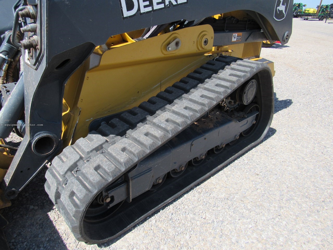 2020 John Deere 333G Image 10