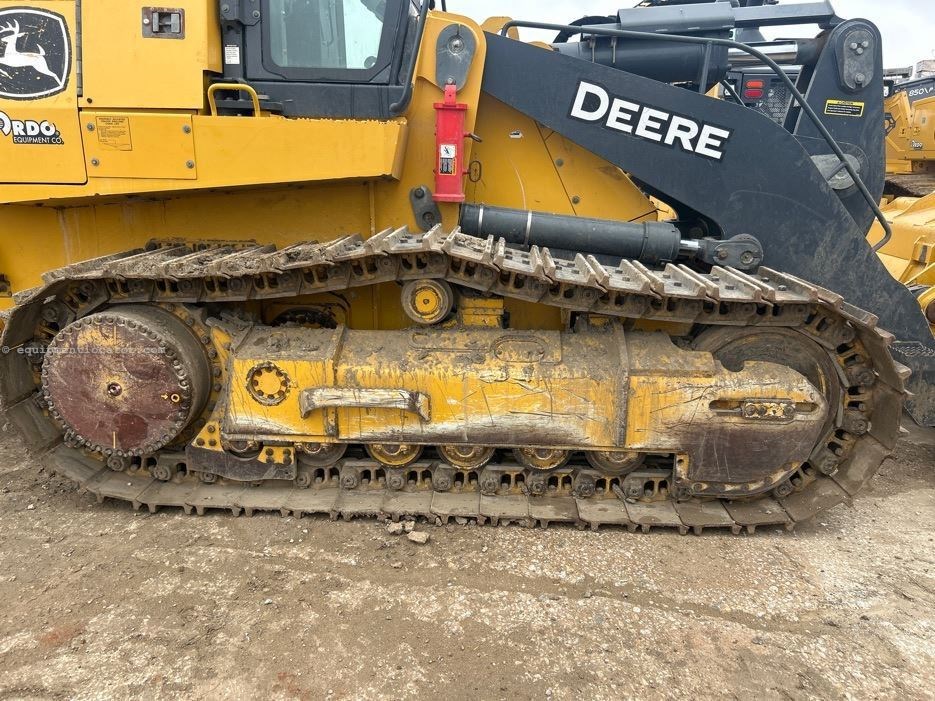 2023 John Deere 755K Image 10