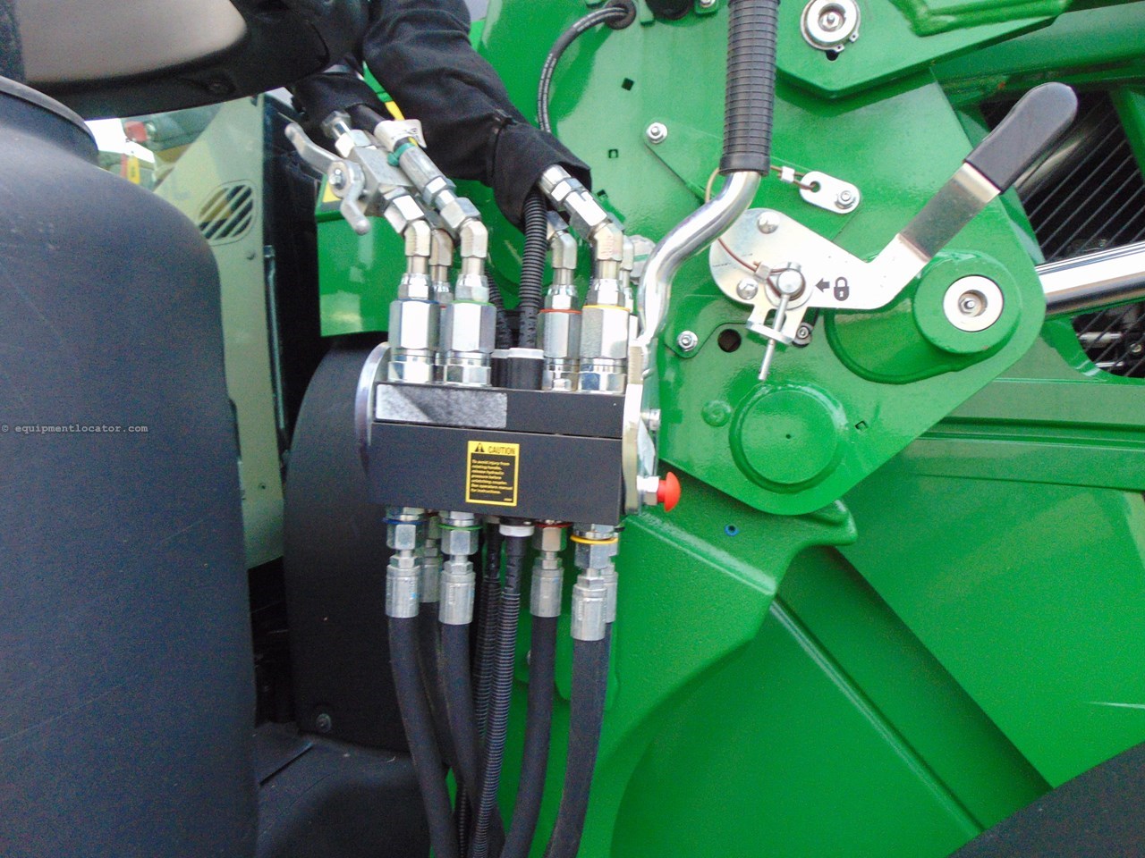 2024 John Deere 6R 175 Image 10