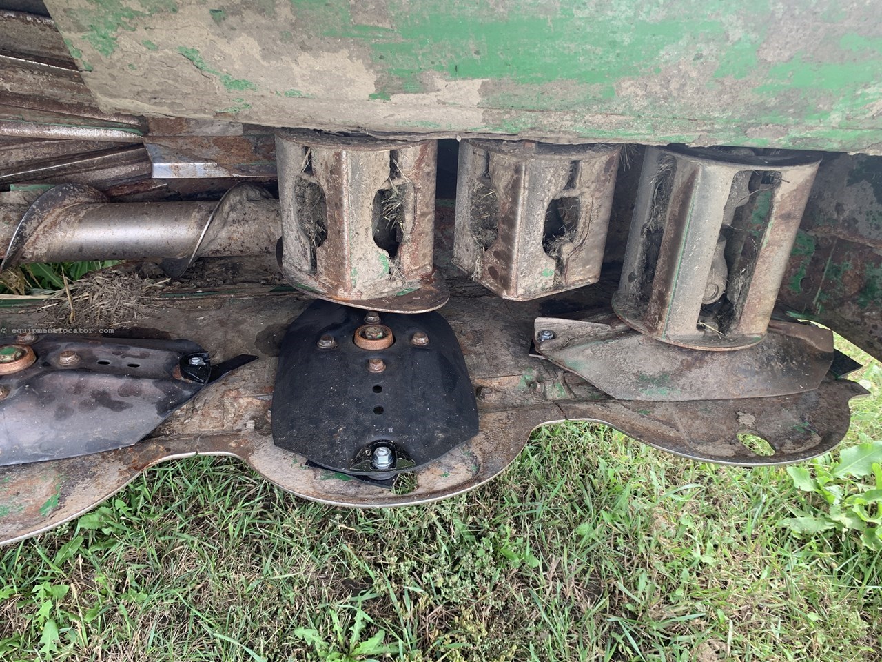 2024 John Deere W235R Image 7