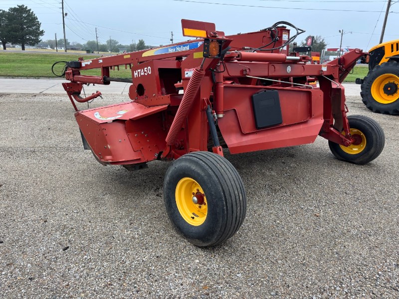 2012 New Holland H7450 Image 10