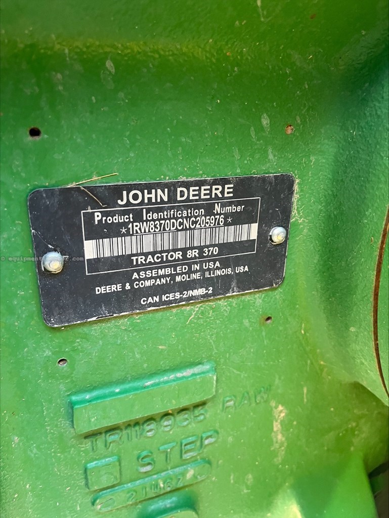 2022 John Deere 8R 370 Image 10