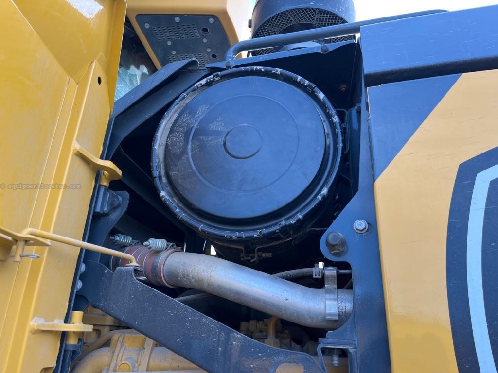 2023 John Deere 772G Image 19