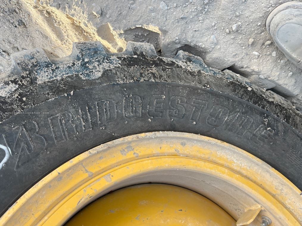 2023 John Deere 772G Image 33