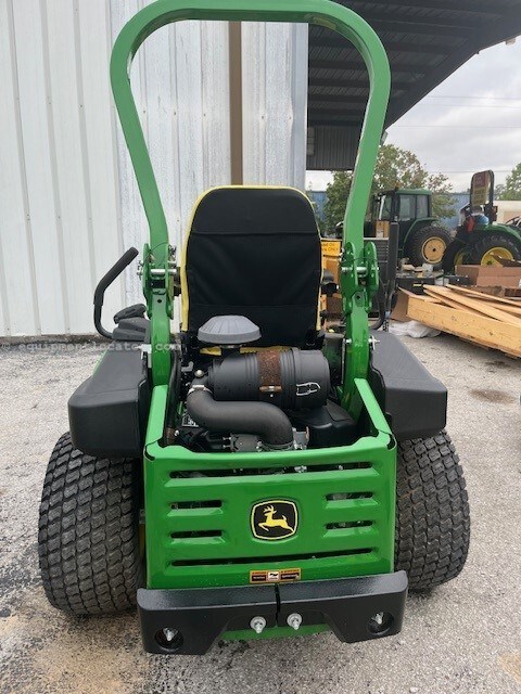 2023 John Deere Z735M Image 10