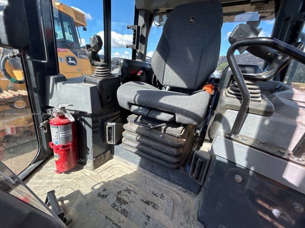 2023 John Deere 450P Image 30