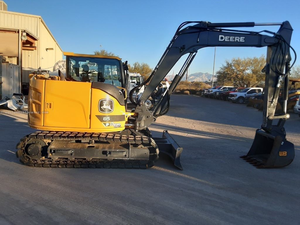 2023 John Deere 85P Image 4