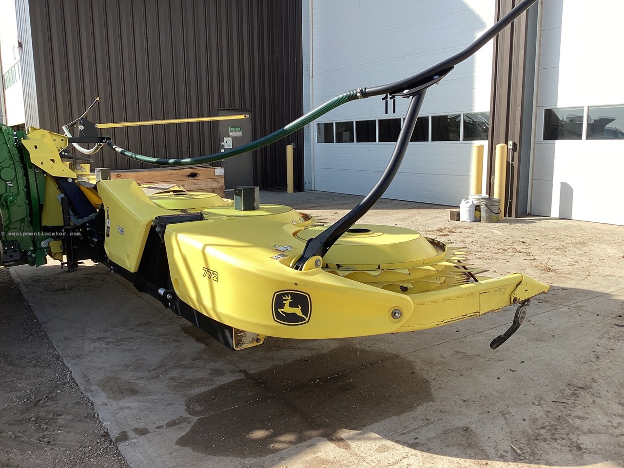 2021 John Deere 772 Image 3