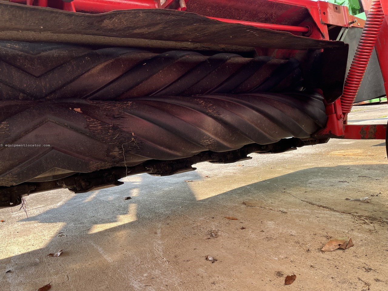 2017 New Holland H7230 Image 10