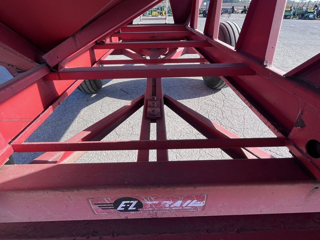 2005 E-Z Trail 3400 Image 10