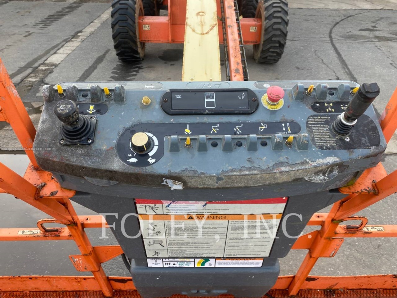 2015 JLG 600S Image 10