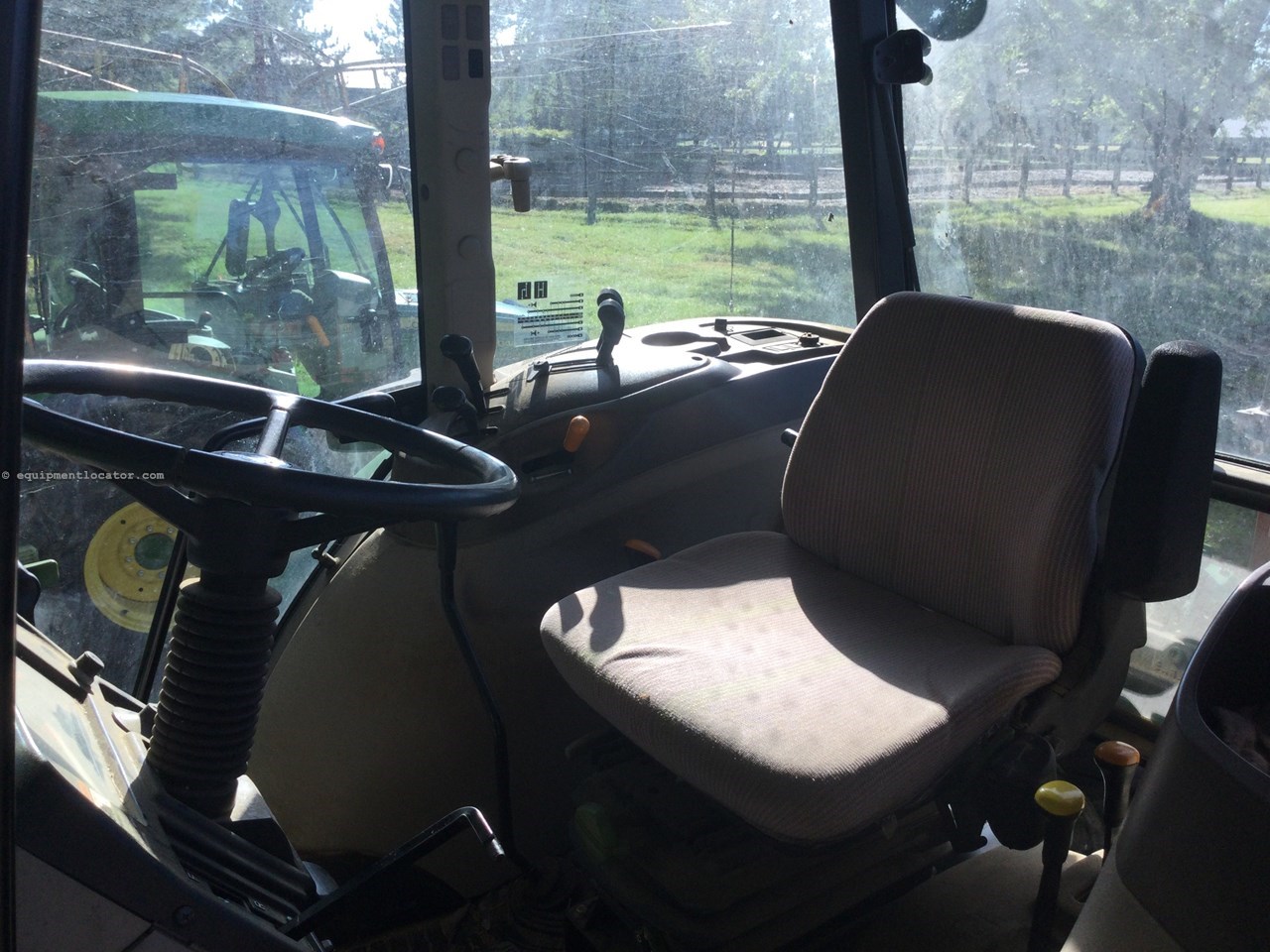 2004 John Deere 5420 Image 10