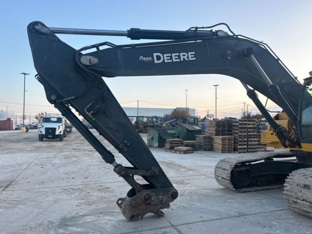 2023 John Deere 350P Image 10