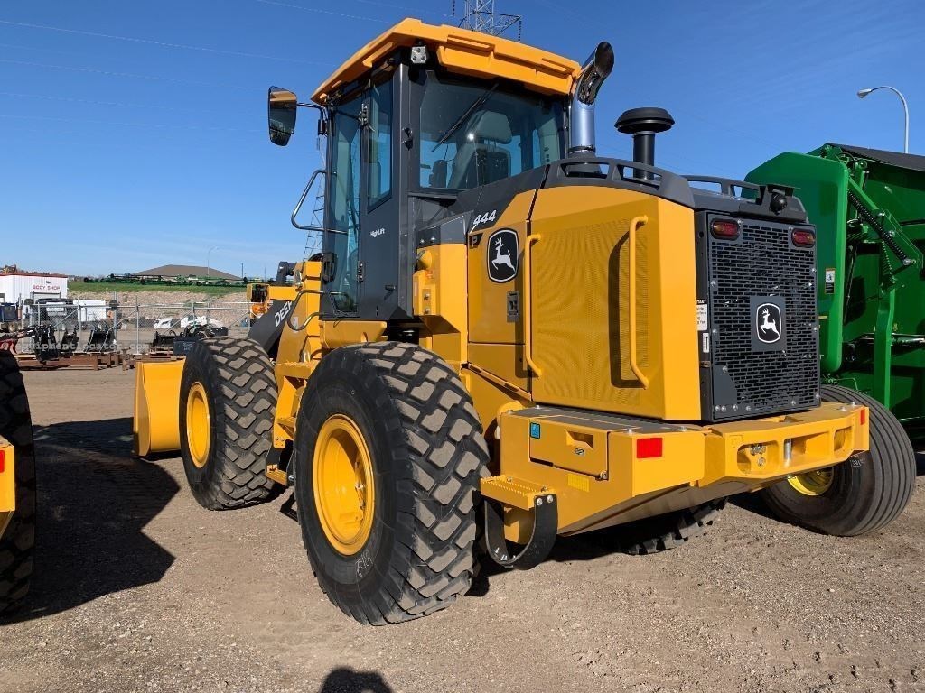2024 John Deere 444P Image 3