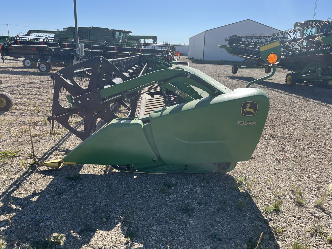 2011 John Deere 635FD Image 10