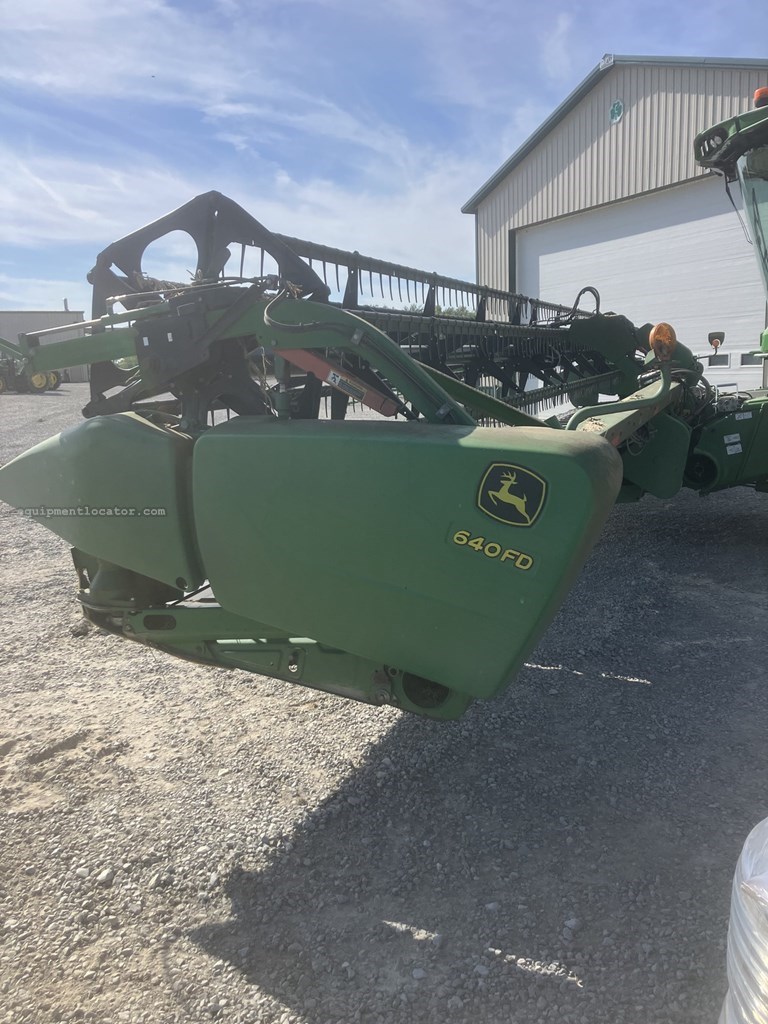 2015 John Deere 640FD Image 10