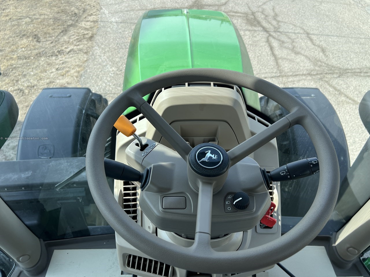 2023 John Deere 6R 140 Image 10