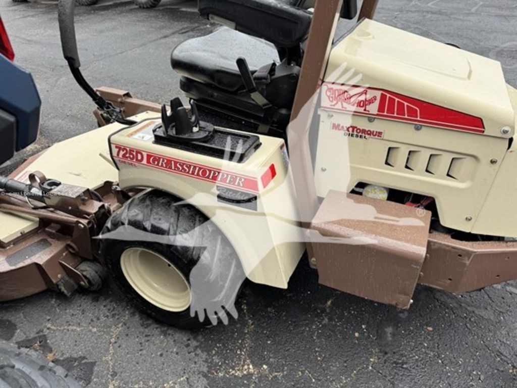 2013 Grasshopper 725DT6 Image 4